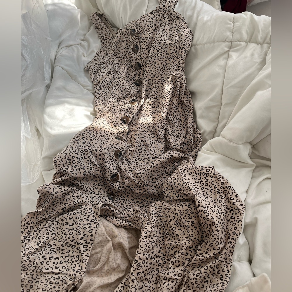 NWT! xs A-LINE MIDI DRESS